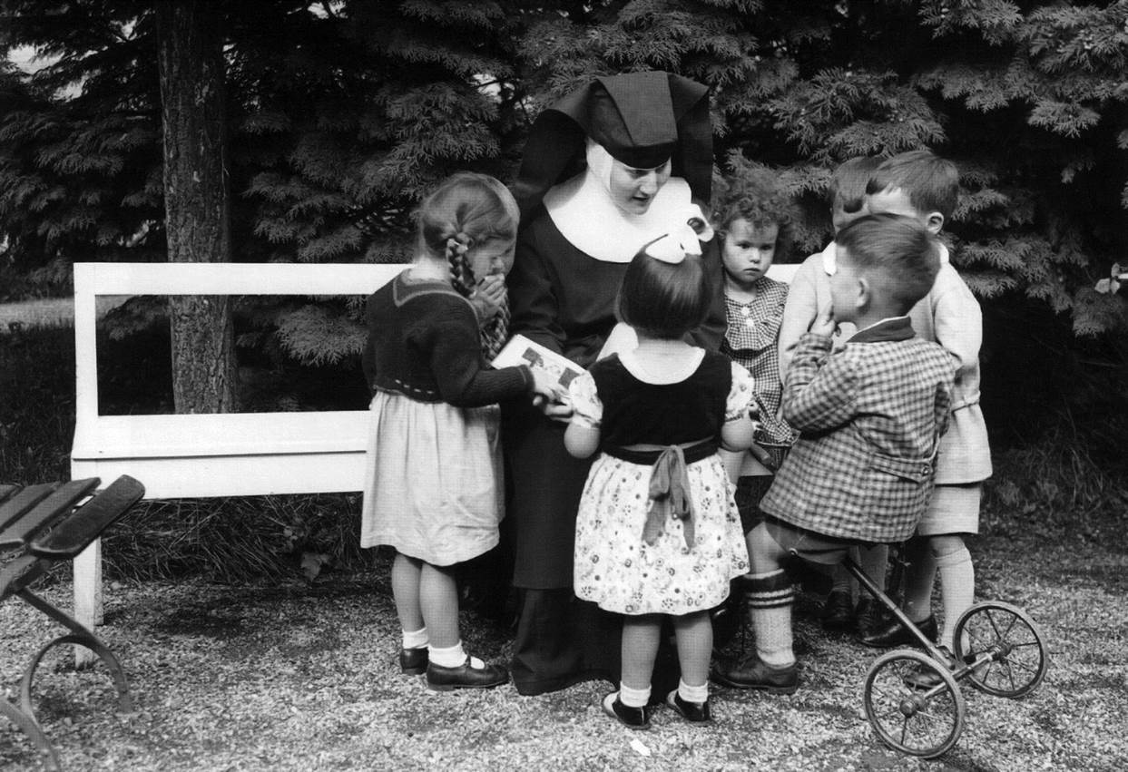 Maria Innocentia Hummel in der Schule